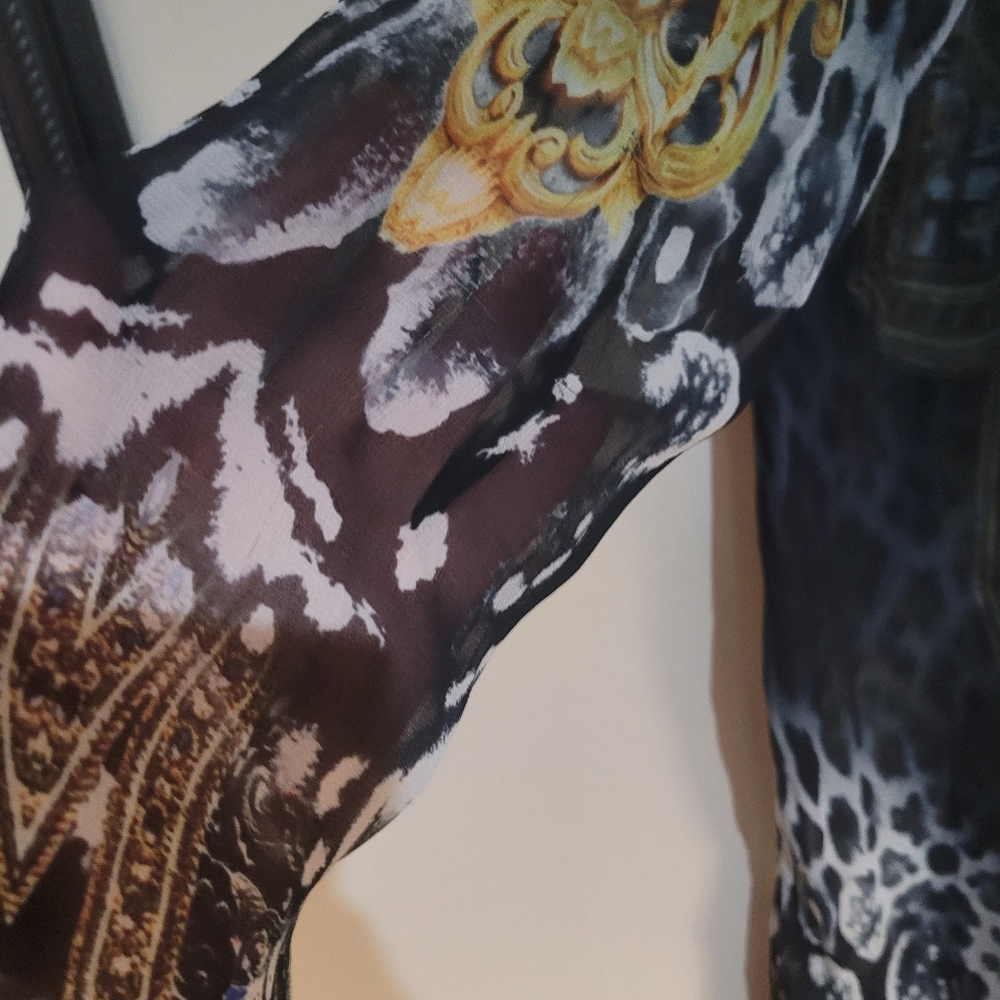 Tunic - Picture 6 of 6